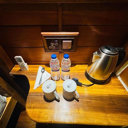 Woodholic Homestay Сигирия Экстерьер фото